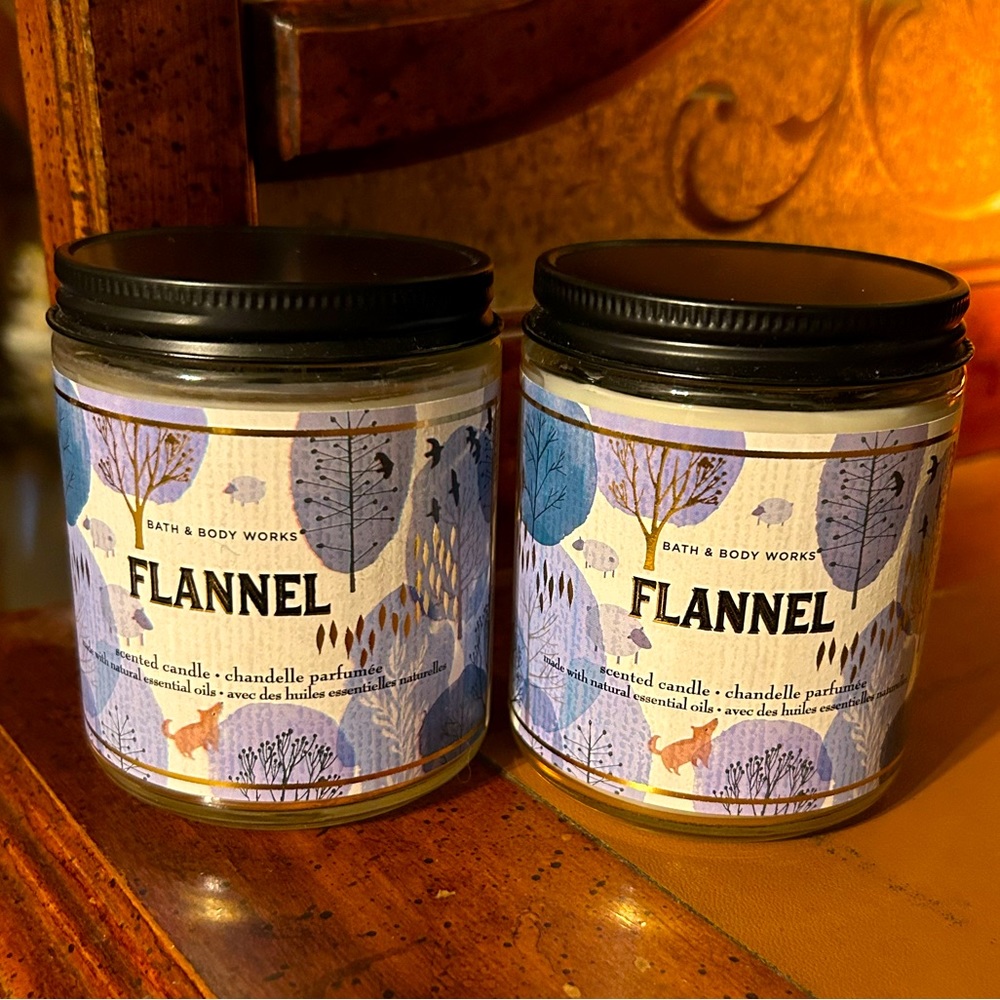 Bath & Body Works Flannel Candle Set
